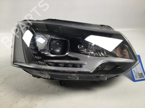 Used Right headlight Right headlight VW TRANSPORTER T5 Bus (7HB, 7HJ, 7EB, 7EJ) 2.0 (115 hp) 33608415 33608415