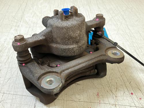 Left front brake caliper KIA PICANTO III (JA) 1.0 | BP38726463M105 - Image 2