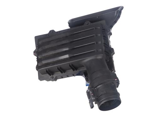 Used Air filter box VW GOLF VIII (CD1, DA1) 2.0 TDI (150 hp) 22345476