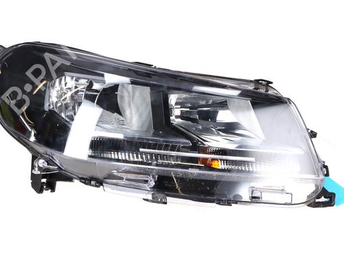 Used Right headlight Right headlight PEUGEOT EXPERT Van (V_) E-EXPERT HYDROGEN (136 hp) 39926304 39926304