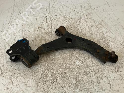 Brazo Suspension delantero derecho Brazo Suspension delantero derecho FORD FOCUS III Turnier 1.0 EcoBoost (100 hp) 37587818 37587818