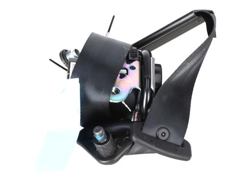 front-right-seatbelt-ford-transit-v363-platformchassis-fed-ffd-2013-33464019 main image