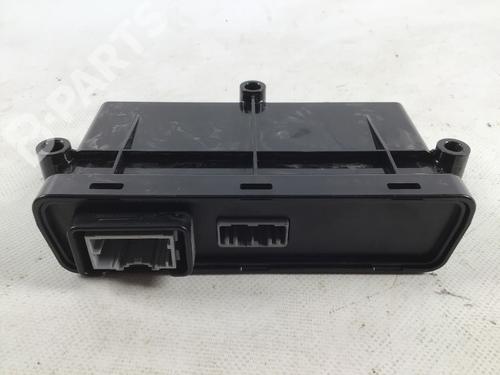 Control unit TESLA MODEL S (5YJS) 75D AWD | BP8272182M11 