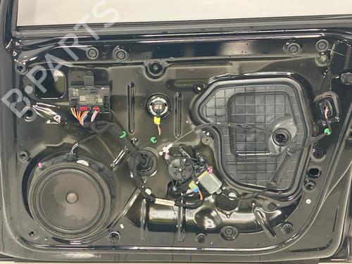 Right front door SEAT LEON (5F1) 1.4 TGI | BP26166558C3 