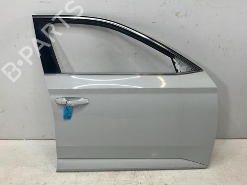 Used Right front door Right front door 37080981 37080981
