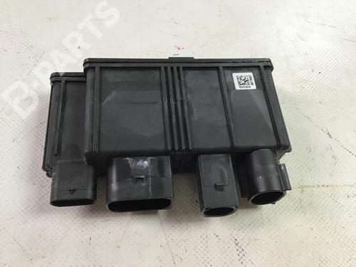 Øvrige styreenhet BMW 2 Gran Tourer (F46) 218 i (136 hp) 7647137