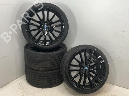 Used Wheel set Wheel set BMW X5 (G05, F95) xDrive 50 e Plug-in-Hybrid (489 hp) 39922753 39922753