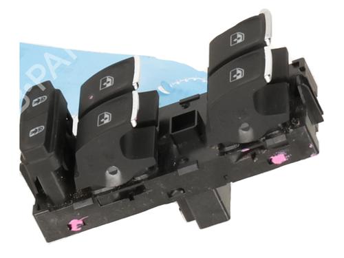 switch-vw-touareg-cr7-rc8-2017-34475694 main image