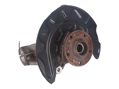 Fusee links voor VW PASSAT B8 Variant (3G5, CB5) 2.0 TDI (190 hp) 17470709