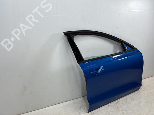 Used Right front door Right front door 37721225 37721225