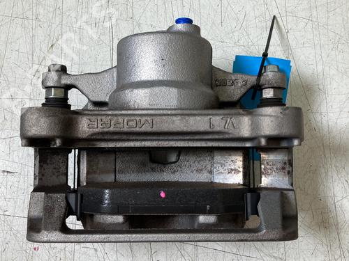 Used Right front brake caliper Right front brake caliper OPEL VIVARO C Van (K0) VIVARO-E HYDROGEN (136 hp) 39924913 39924913