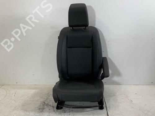 right-front-seat-peugeot-expert-van-v_-2016-39924811 main image