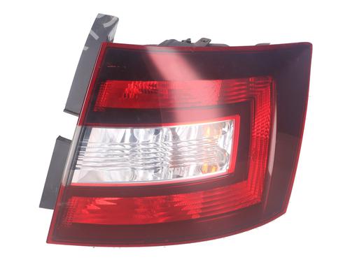 Used Right taillight SKODA RAPID Spaceback (NH1) 1.2 TSI (86 hp) 28058660