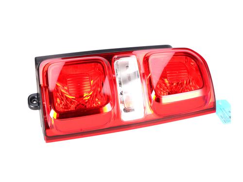 Used Right taillight Right taillight PEUGEOT EXPERT Van (V_) E-EXPERT HYDROGEN (136 hp) 39926708 39926708