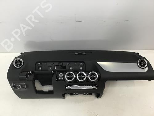 Used Dashboard MERCEDES-BENZ GLA (H247) GLA 250 (247.746) (224 hp) 27384500