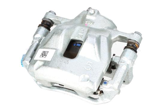 Used Right front brake caliper Right front brake caliper TOYOTA YARIS CROSS (MXP_) 1.5 Hybrid (MXPJ10) (92 hp) 39925530 39925530