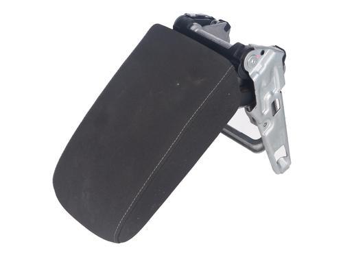 Used Armrest / Center console VW GOLF SPORTSVAN VII (AM1, AN1) 1.4 TSI (125 hp) 17463608