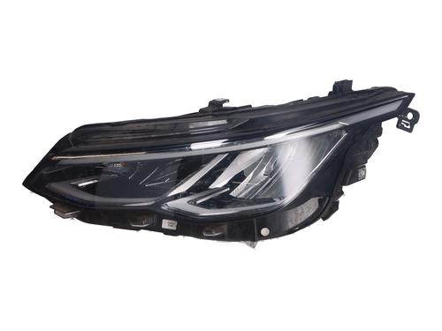 Used Left headlight VW GOLF VIII Variant (CG5, DB5) 2.0 TDI (116 hp) 24442900