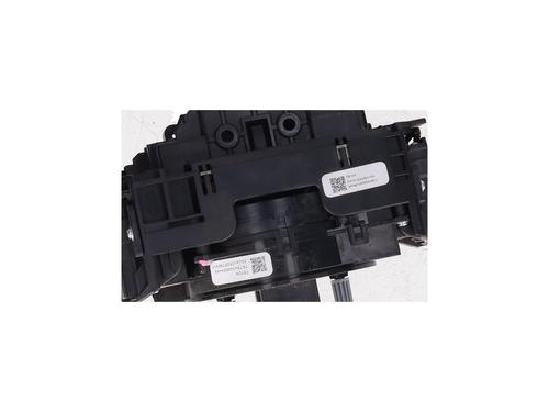 Switch LAND ROVER DISCOVERY SPORT (L550) 2.2 D 4x4 | BP38017534I30 - Image 3