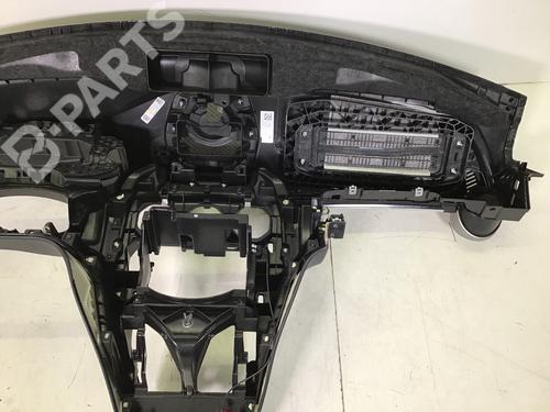 Dashboard MERCEDES-BENZ C-CLASS (W205) C 220 BlueTEC / d (205.002, 205.004) | BP8950633C46 