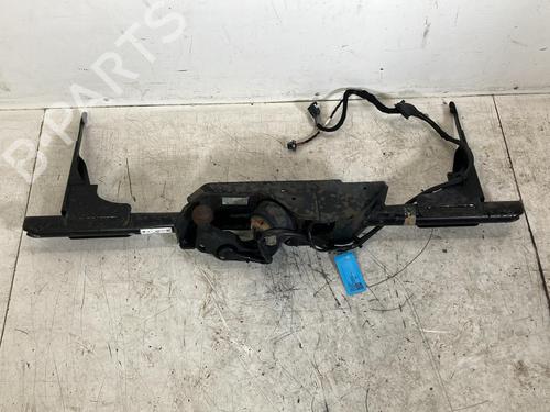 Used Tow ball/Mechanism Tow ball/Mechanism VW TOURAN (5T1) 2.0 TDI (150 hp) 34496255 34496255