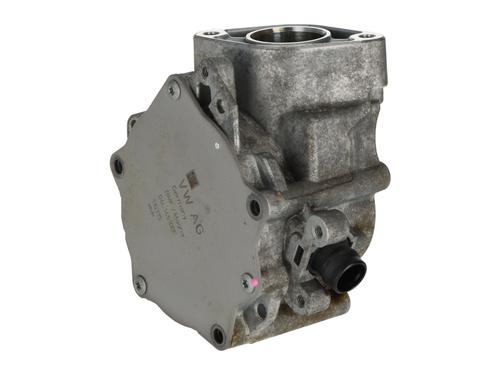 Used Vacuum pump VW GOLF VII (5G1, BQ1, BE1, BE2) 2.0 R 4motion (300 hp) 17516966