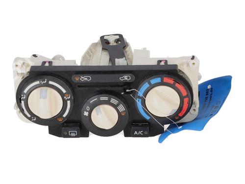 Used Climate control NISSAN MICRA III (K12) 1.2 16V (65 hp) 30289299
