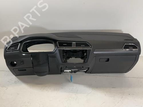 Used Dashboard Dashboard 37696426 37696426