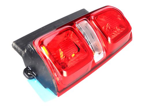 Used Right taillight Right taillight OPEL VIVARO C Van (K0) VIVARO-E HYDROGEN (136 hp) 39923467 39923467