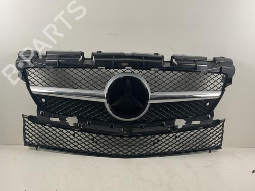Used Grille MERCEDES-BENZ SLK (R172) 200 (172.434) (184 hp) 31755092