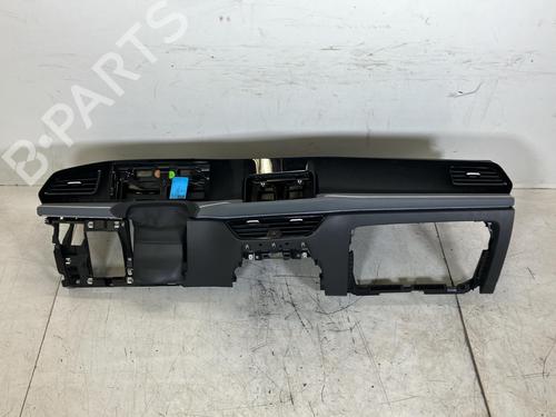 dashboard-vw-passat-b9-variant-cj5-2023-39918826 main image
