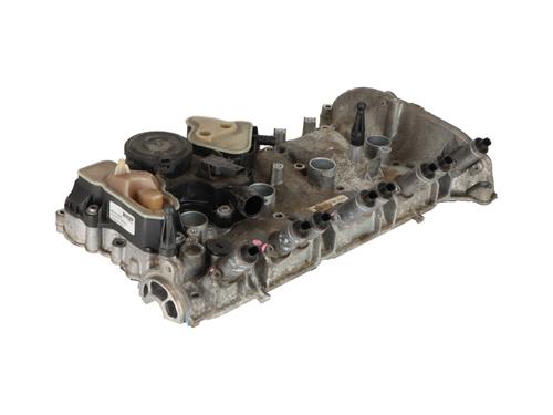 Used Valve cover VW TIGUAN (AD1, AX1) 2.0 TSI R 4motion (320 hp) 30543588