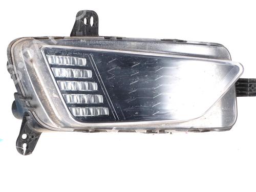 Used Left daytime light Left daytime light 37666894 37666894