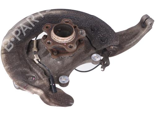 Used Left front steering knuckle BMW 5 (G30, F90) 520 d (190 hp) 13413473