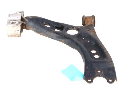 Used Right front suspension arm Right front suspension arm VW GOLF VI (5K1) 1.4 (80 hp) 35793589 35793589