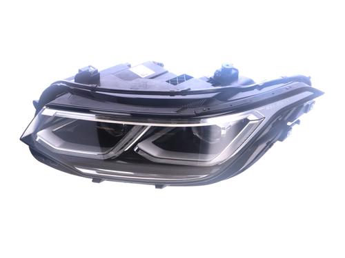 Used Left headlight VW TIGUAN (AD1, AX1) 1.5 TSI (131 hp) 27184888
