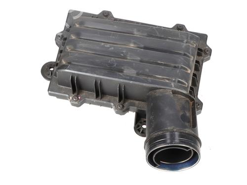 Used Air filter box Air filter box VW GOLF VIII Variant (CG5, DB5) 1.5 eTSI (150 hp) 35778435 35778435
