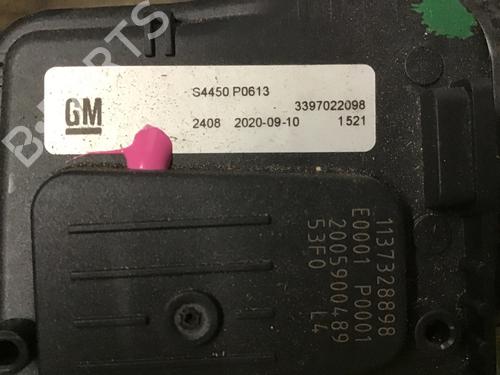 Front wiper motor OPEL ASTRA K (B16) 1.2 Turbo (68) | BP28058739M29 