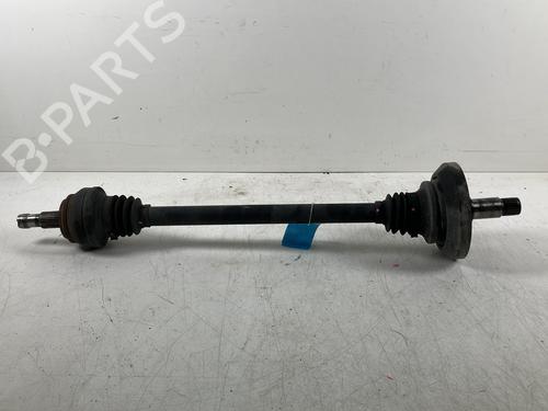 Drivaksel bak Høyre Drivaksel bak Høyre MERCEDES-BENZ S-CLASS (W222, V222, X222) S 350 BlueTEC / d 4-matic (222.033, 222.133) (258 hp) 34197454 34197454