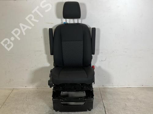 right-front-seat-ford-transit-v363-platformchassis-fed-ffd-2013-33932569 main image