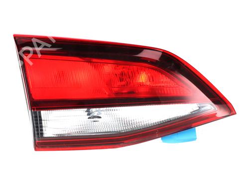left-tailgate-light-opel-astra-k-sports-tourer-b16-2015-2016-2017-2018-2019-2020-2021-2022-32439286 main image