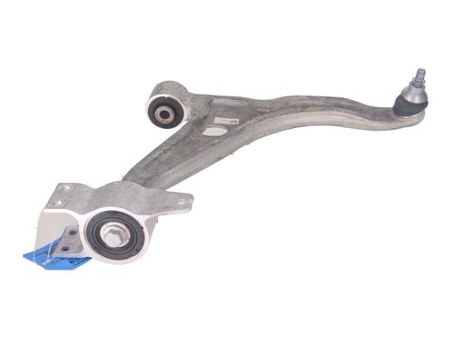 Used Right front suspension arm MERCEDES-BENZ GLA (H247) GLA 200 4-matic (247.788) (163 hp) 26721868