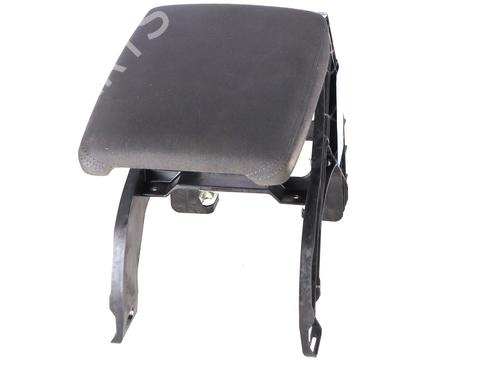 armrest-center-console-audi-a4-b9-8w2-8wc-2015-36889968 main image
