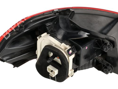 Right taillight VW TOURAN (5T1) 1.0 TSI | BP38754350C35 - Image 2