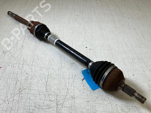 Used Right front driveshaft Right front driveshaft OPEL VIVARO C Van (K0) VIVARO-E HYDROGEN (136 hp) 39924207 39924207