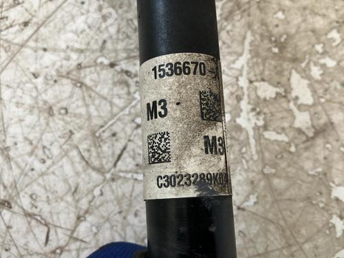 Left front driveshaft TESLA MODEL 3 (5YJ3) EV AWD | BP39923974M38 - Image 4
