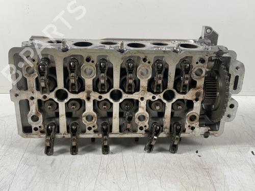 Used Cylinder head Cylinder head 25335201 25335201