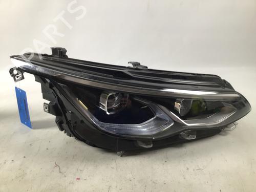 Used Right headlight VW GOLF VIII (CD1, DA1) 2.0 GTI (245 hp) 33218622