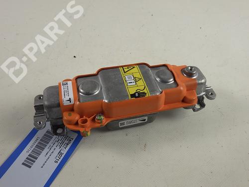 Used Fuse box TESLA MODEL S (5YJS) 85D AWD (421 hp) 7804442