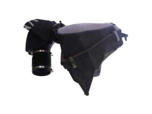 Used Air filter box BMW 3 (F30, F80) 330 i (252 hp) 28085396